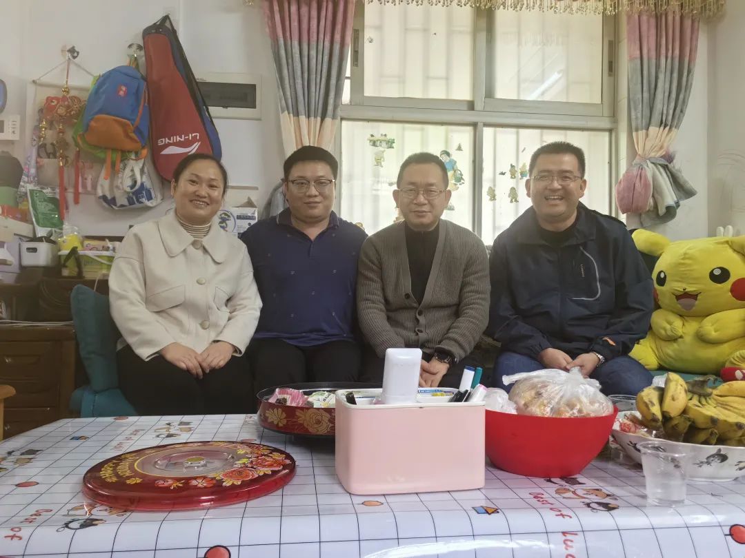 迎春送溫暖 關懷顯真情——公司開展春節(jié)骨干家訪慰問活動